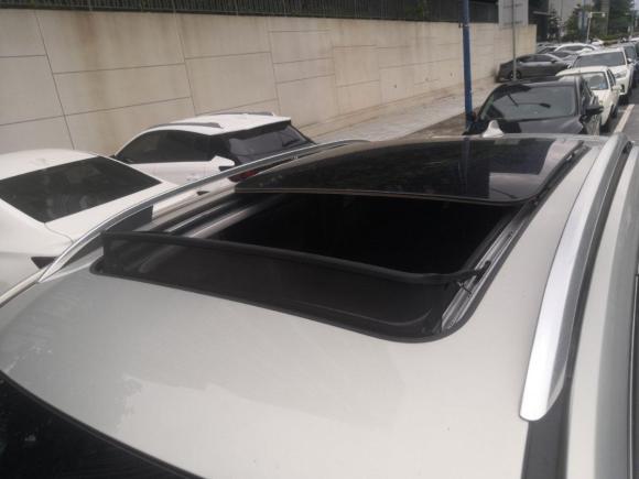 [佛山·粤A] 二手荣威荣威RX5新能源2017款 eRX5 50T 混动互联尊贵旗舰版