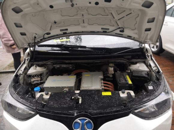 [湖州·浙E] 二手北汽新能源EC系列2017款 EC200 灵秀版