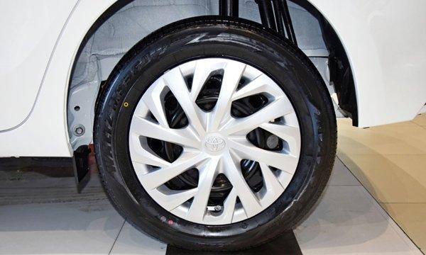 2022款威驰fs使用的是玛吉斯品牌的轮胎,配备的轮胎型号是waltzms360