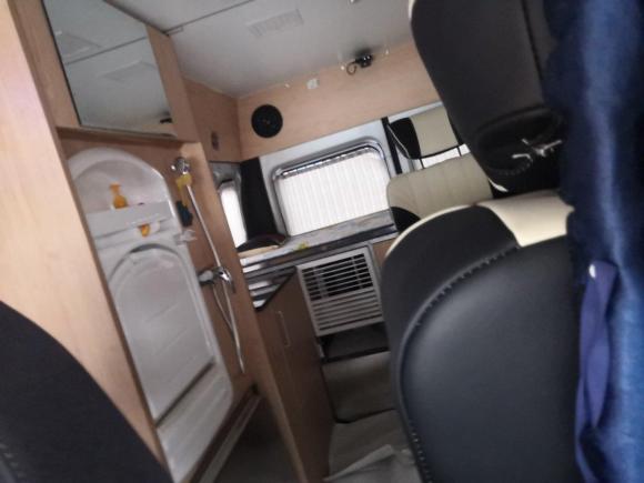 [金华·浙G] 二手福特新世代全顺2015款 2.4T短轴6座中顶多功能车