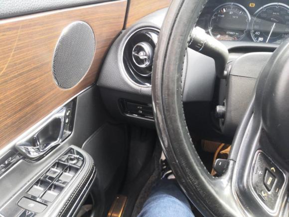 [常州·苏D] 二手捷豹捷豹XJ2014款 XJL 2.0T 两驱典雅商务版