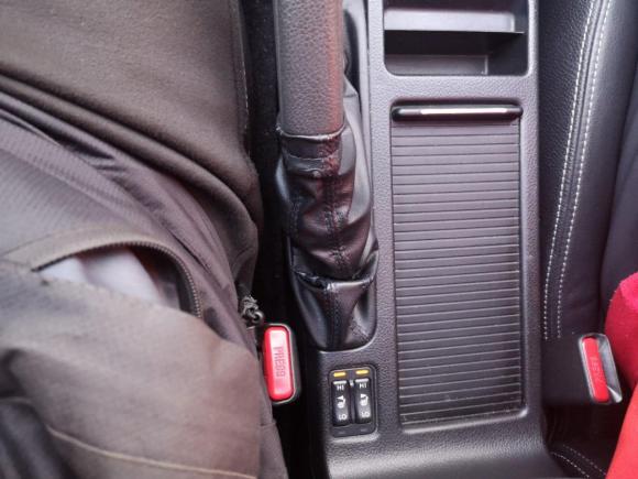 [青岛·鲁B] 二手斯巴鲁斯巴鲁XV     2012款 2.0i 豪华版