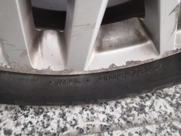 [佛山·粤X] 二手日产风雅2005款 350 豪华版