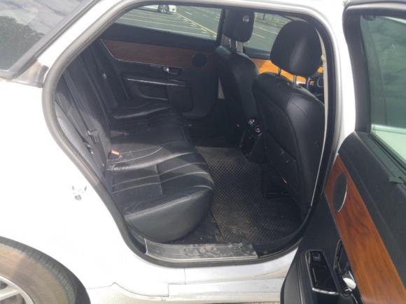 [深圳·粤B] 二手捷豹捷豹XJ2013款 XJL 2.0T 典雅商务版