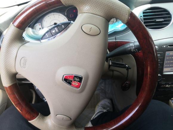 [苏州·沪C] 二手荣威荣威7502009款 2.5L 750E NAVI贵雅版