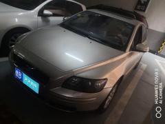 [青岛·鲁B]沃尔沃&nbsp;&nbsp;沃尔沃S40&nbsp;&nbsp;2006款2.4i