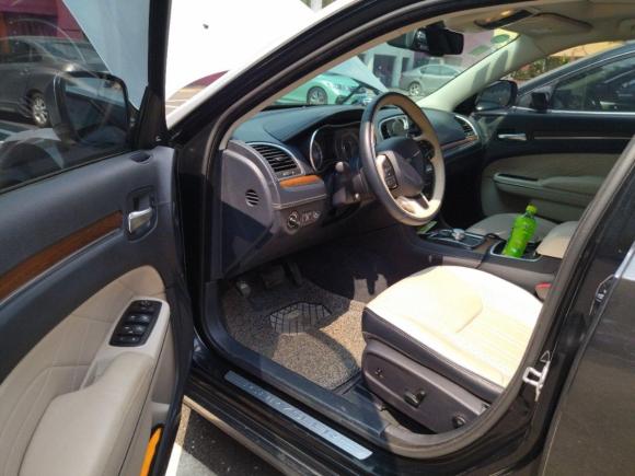 [沈阳·辽A] 二手克莱斯勒克莱斯勒300C2016款 3.0L 超越版