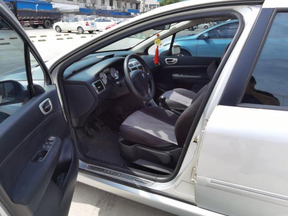 [无锡·苏B] 二手标致标致3072010款 三厢 1.6L 手动舒适版