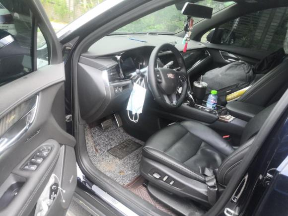 [青岛·鲁U] 二手凯迪拉克凯迪拉克XT62020款 28T 六座四驱豪华运动型