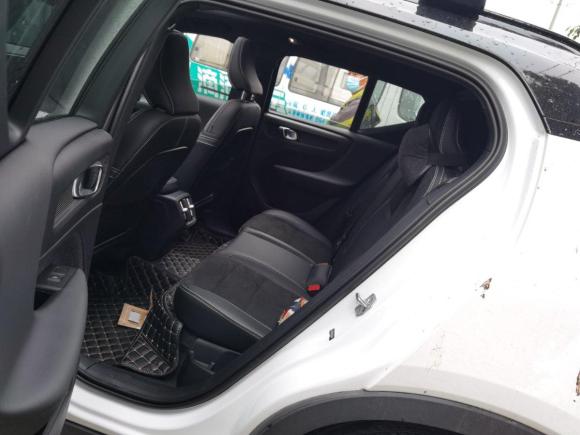 [成都·川A] 二手沃尔沃沃尔沃XC402020款 T4 四驱智雅运动版