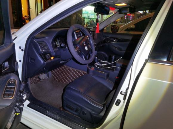 [无锡·苏B] 二手丰田皇冠2015款 2.0T 时尚版