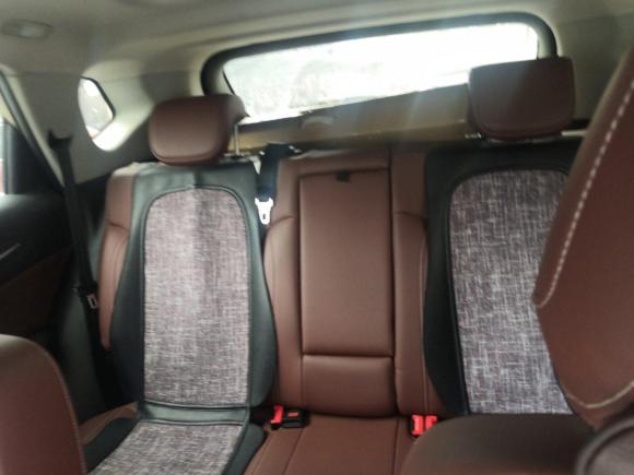 [南京·苏A] 二手中华中华V62018款 1.5T 自动尊贵型