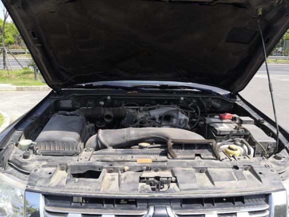 [无锡·苏B] 二手三菱帕杰罗2011款 3.0L 精英版