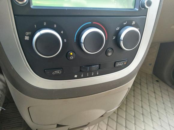 [上海·沪B] 二手别克别克GL82014款 2.4L 舒适版