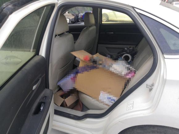 [济南·鲁A] 二手北汽绅宝绅宝D502015款 1.5L CVT标准超值导航版