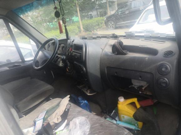 [青岛·鲁U] 二手依维柯都灵2009款 2.5T-A32基本型