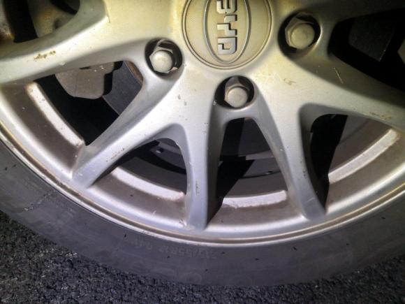 [上海·沪B] 二手比亚迪比亚迪M62015款 2.4L 自动尊贵版