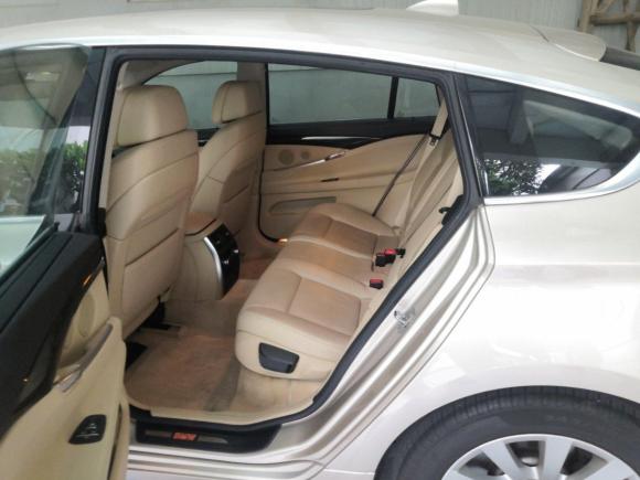 [佛山·粤X] 二手宝马宝马5系GT2010款 535i 领先型