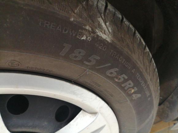 [成都·川H] 二手东风风光东风风光3302014款 1.5L手动实用型DK15