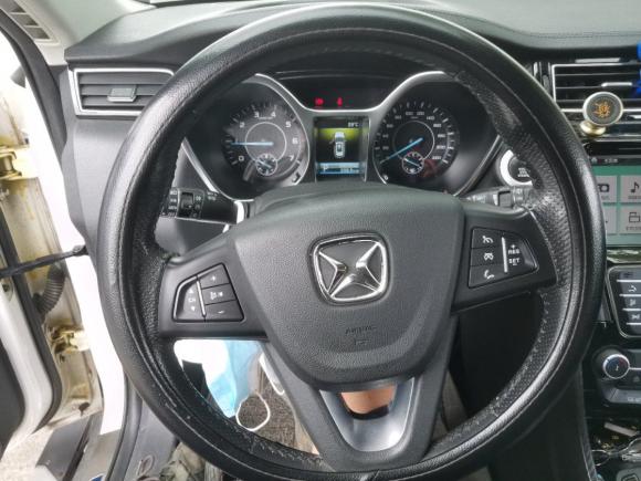 [上海·鄂E] 二手驭胜驭胜S3302016款 1.5L GTDi 自动两驱尊贵版