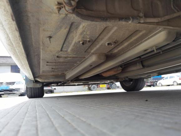 [无锡·苏B] 二手标致标致3072010款 三厢 1.6L 手动舒适版