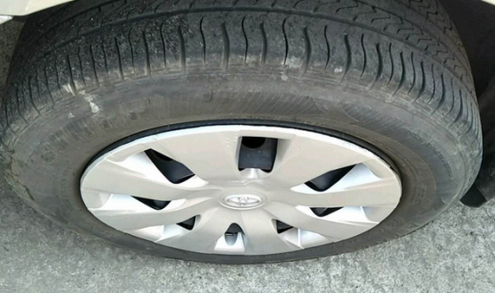 丰田花冠轮胎价格250块到500块不等