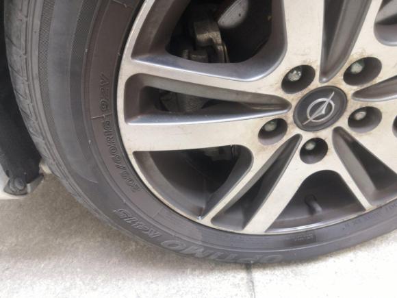 [上海·苏K] 二手海马福美来MPV2017款 六座版 1.5T 自动适·畅型