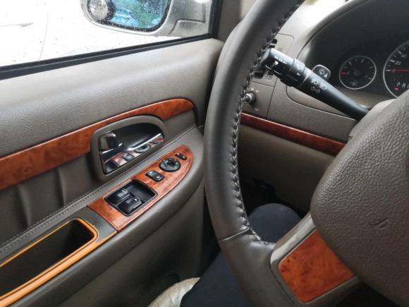 [上海·沪C] 二手别克别克GL82006款 陆尊 3.0L LT 豪华版