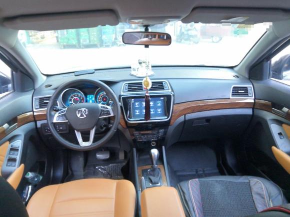 [合肥·皖A] 二手北汽威旺北汽威旺S502016款 1.5T CVT欢动精英型