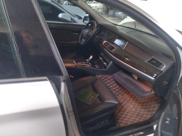 [济南·鲁A] 二手宝马宝马5系GT2011款 535i xDrive豪华型