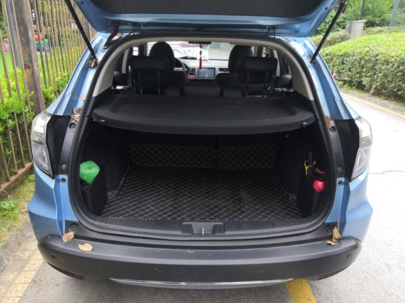 [上海·沪A] 二手理念理念VE-12021款 出行版