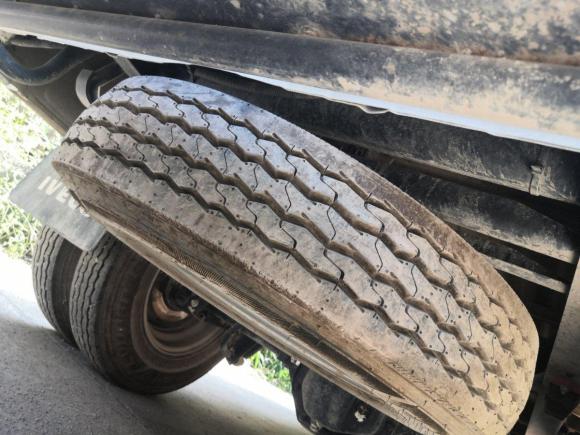 [温州·浙C] 二手依维柯得意2017款 2.8T V35箱货3座43S5