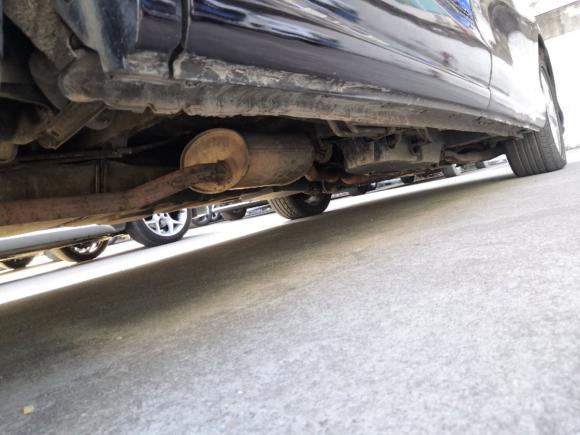 [深圳·粤B] 二手比亚迪比亚迪M62013款 2.4L 自动尊贵型