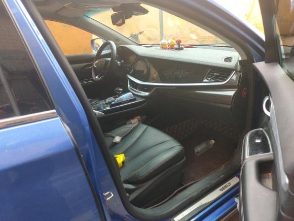 [济南·鲁A] 二手吉利汽车博瑞GE新能源2018款 1.5T PHEV 耀享版