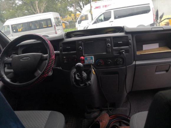 [金华·浙G] 二手福特新世代全顺2015款 2.4T短轴6座中顶多功能车