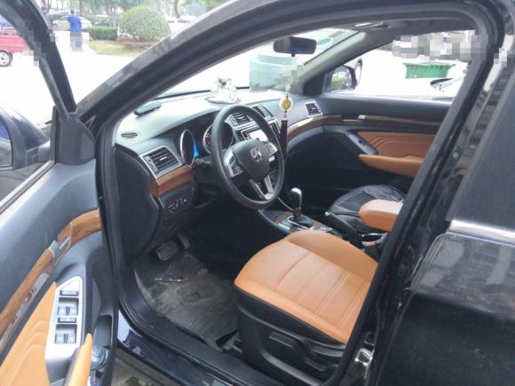 [合肥·皖A] 二手北汽威旺北汽威旺S502016款 1.5T CVT欢动精英型