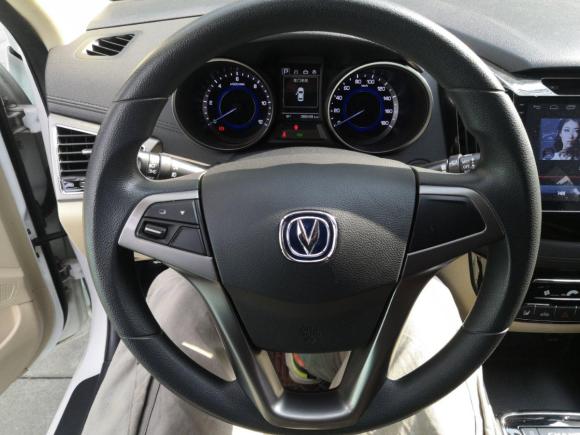 [成都·川A] 二手长安逸动新能源2018款 EV300 悦享型