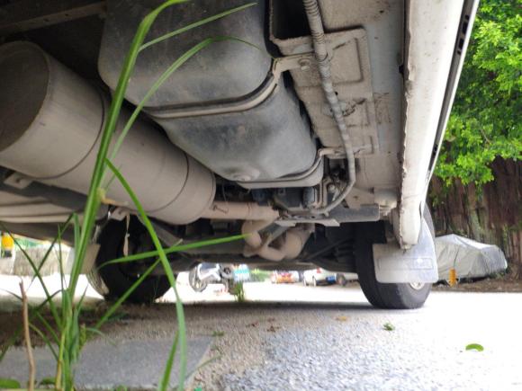 [广州·粤A] 二手江铃特顺2017款 2.8T商运型短轴中顶3座JX493