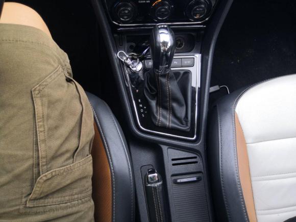 [深圳·粤B] 二手大众朗境2016款 230TSI DSG豪华版