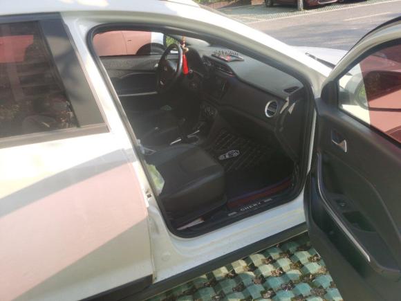 [苏州·苏E] 二手奇瑞瑞虎3x2018款 1.5L 自动精英版