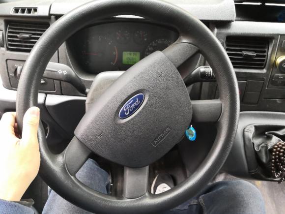 [杭州·浙A] 二手福特新世代全顺2016款 2.2T短轴6座中顶多功能车