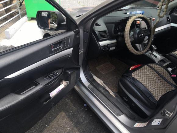 [济南·鲁A] 二手斯巴鲁力狮2010款 2.0i旅行导航版