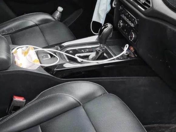 [佛山·粤E] 二手东风风光东风风光S5602018款 1.8L CVT尊贵型