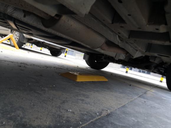 [佛山·粤A] 二手福特全顺2017款 2.0T柴油多功能商用车中轴中顶国V