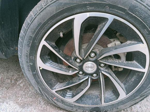 [合肥·豫D] 二手众泰众泰T3002017款 1.5L 手动尊享型