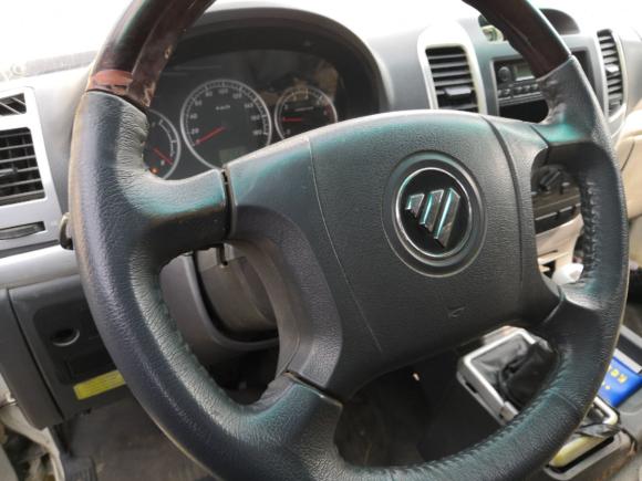 [青岛·鲁B] 二手福田福田风景2014款 2.5T快运标准型短轴版高顶4J25TC