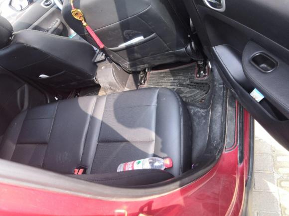 [常州·苏B] 二手标致标致3072013款 两厢 1.6L 手动舒适版