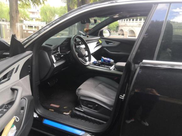 [上海·沪A] 二手奥迪奥迪Q82019款 55 TFSI 臻选动感型