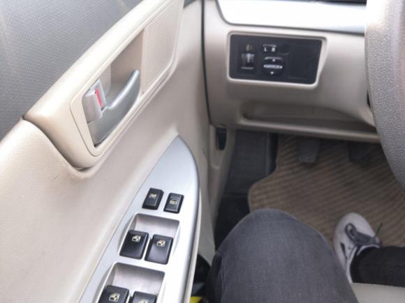 [成都·川A] 二手长安悦翔V52012款 1.5L 手动梦幻型