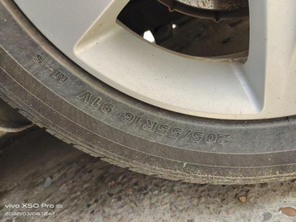 [南昌·赣C] 二手现代朗动2015款 1.6L 自动时尚型